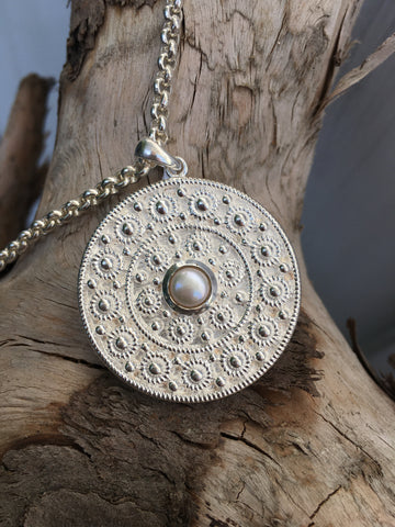 Wunderschönes Amulett 925 Sterlingsilber mit echter Süsswasseerperle 3,3cm