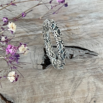 Ring 925 Silber hübsch und geschwärzt R47