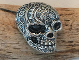 Wechselschnalle silberfarben/geschwärzt Totenkopf Sujet - Massiv aus Metall 7x7cm