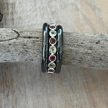 Ring Kombi je 3,5mm bestehend aus 3 Ringen facettierter Turmalin und 2x Hämatit