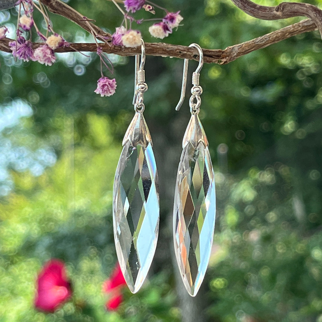Ohrhänger 925 Sterlingsilber mit facettiertem Bergkristall 45x12mm. OH478
