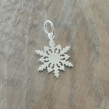 Kleine süsse Schneeflocke 14mm 925 Sterlingsilber