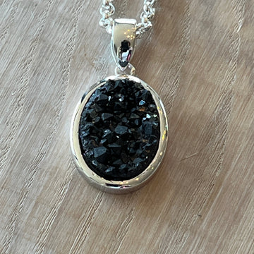 Massiver wunderschöner Anhänger mit kristalisiertem Achat 26x20mm