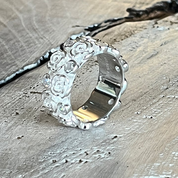 Ring 925 Sterlingsilber mit wunderschönen Rosen und vielen Zirkoniasteinen 10mm breit